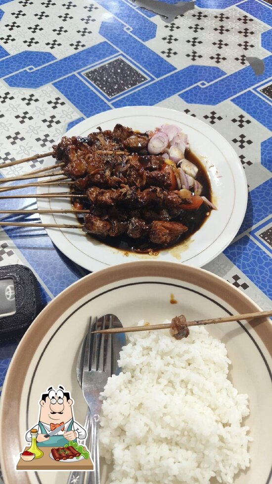 Sate Kambing dan Gule Pak Marto Yr: Rasa Legendaris yang Menghiasi Jalan RE. Martadinata